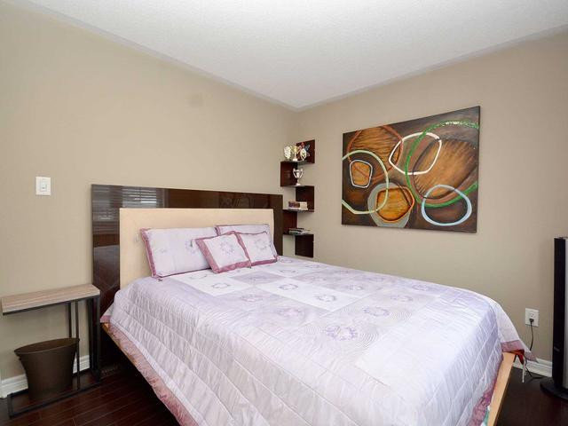 112 Stoneylake Ave, House detached with 3 bedrooms, 4 bathrooms and 6 parking in Brampton ON | Image 20