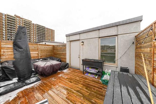 18 - 18 Applewood Lane, Townhouse with 3 bedrooms, 3 bathrooms and 1 parking in Toronto ON | Image 25