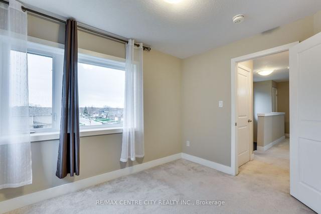 1 - 2070 Meadowgate Blvd, Townhouse with 3 bedrooms, 4 bathrooms and 2 parking in London ON | Image 24