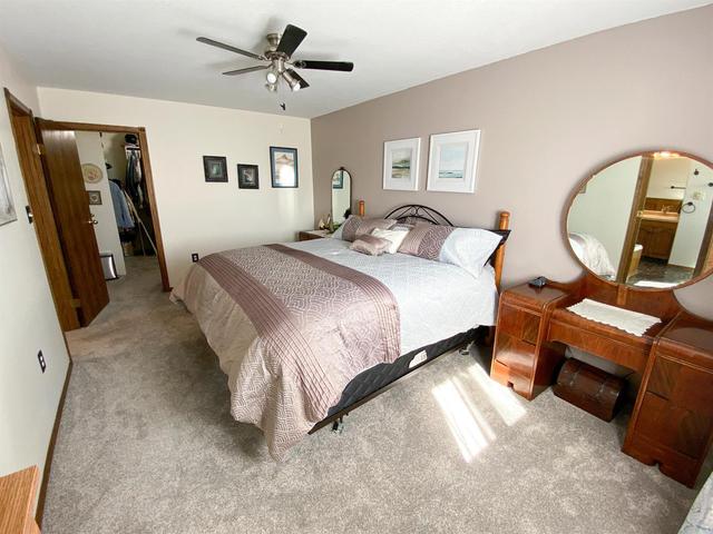 5627 58 Avenue, House detached with 4 bedrooms, 2 bathrooms and 4 parking in Olds AB | Image 23