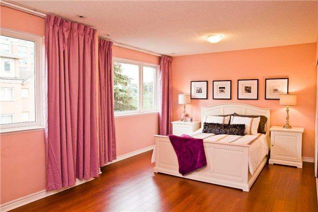 th11 - 117 Omni Dr, Townhouse with 3 bedrooms, 3 bathrooms and 1 parking in Toronto ON | Image 9
