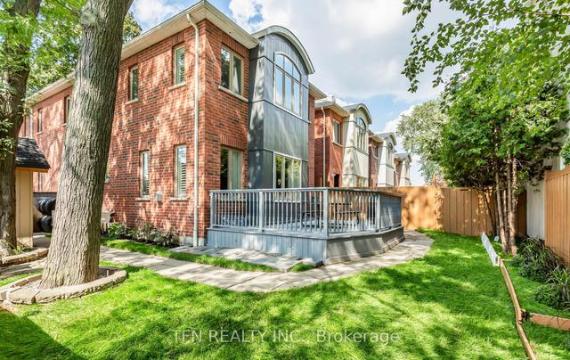 1a Elhurst Crt, House detached with 4 bedrooms, 4 bathrooms and 3 parking in Toronto ON | Image 11