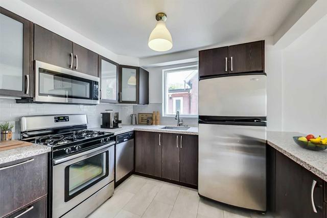 50 Shirley St, House semidetached with 4 bedrooms, 3 bathrooms and 2 parking in Toronto ON | Image 12
