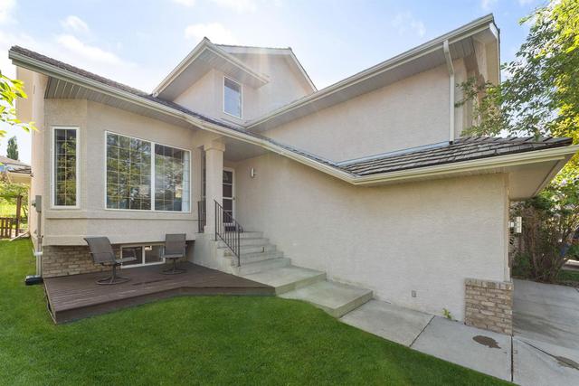 175 Gleneagles View, House detached with 5 bedrooms, 3 bathrooms and 4 parking in Cochrane AB | Image 2