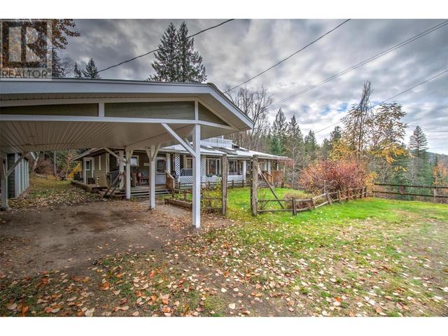 538 North Fork Road, House detached with 5 bedrooms, 4 bathrooms and 15 parking in North Okanagan E BC | Image 35