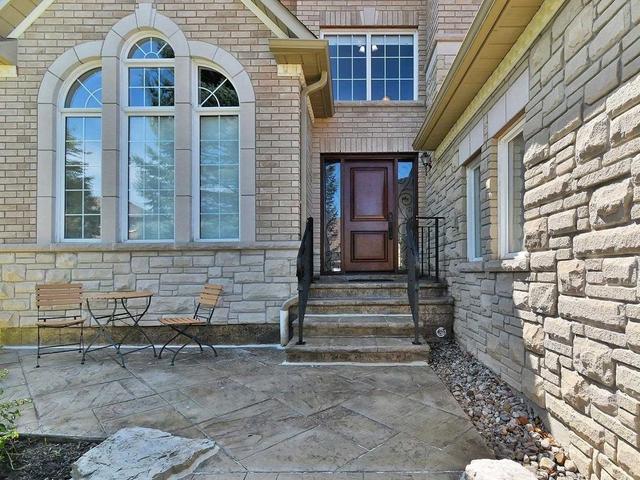 89 Watts Meadow Cres, House detached with 4 bedrooms, 4 bathrooms and 6 parking in Aurora ON | Image 12