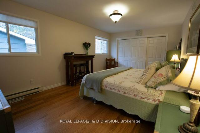 50 Fire Route 10b, House detached with 2 bedrooms, 2 bathrooms and 10 parking in North Kawartha ON | Image 4