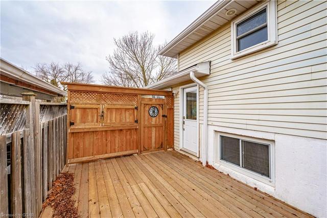 369 West Acres Drive, House detached with 3 bedrooms, 2 bathrooms and 2 parking in Guelph ON | Image 27