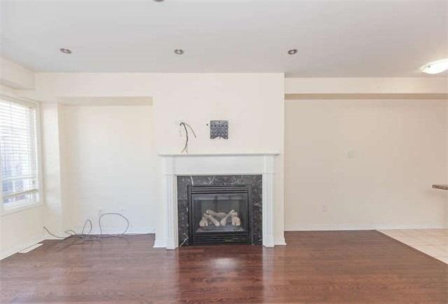 384 Danforth Rd, House attached with 4 bedrooms, 3 bathrooms and 1 parking in Toronto ON | Image 3