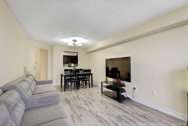 1210 - 430 Mclevin Ave, Condo with 2 bedrooms, 2 bathrooms and 1 parking in Toronto ON | Image 8