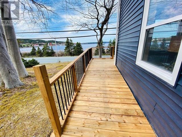 453 Conception Bay Highway, House detached with 3 bedrooms, 1 bathrooms and null parking in Holyrood NL | Image 2
