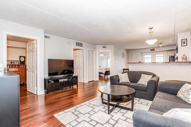 307 - 1491 Maple Ave, Condo with 1 bedrooms, 1 bathrooms and 1 parking in Milton ON | Image 4