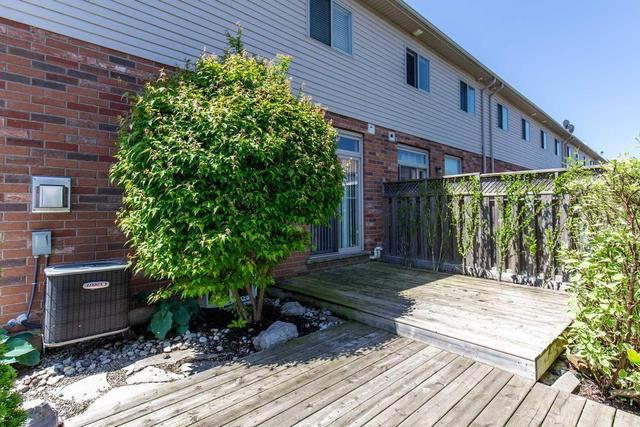 74 Marina Park Cres, House attached with 3 bedrooms, 4 bathrooms and 1 parking in Thunder Bay ON | Image 20
