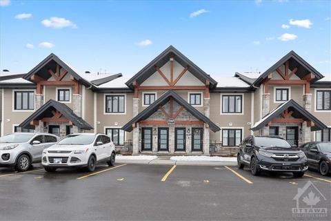 212 - 290 Masters Lane, Condo with 2 bedrooms, 1 bathrooms and 1 parking in Clarence Rockland ON | Card Image