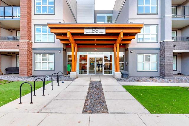 3102 - 95 Burma Star Road Sw, Condo with 1 bedrooms, 1 bathrooms and 1 parking in Calgary AB | Image 1
