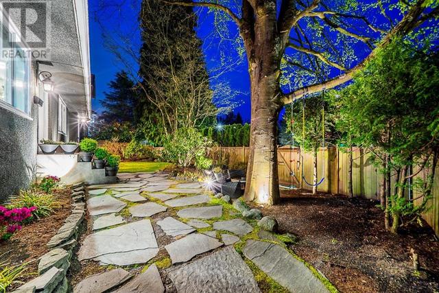 4093 W 41st Avenue, House detached with 4 bedrooms, 2 bathrooms and null parking in Vancouver BC | Image 31