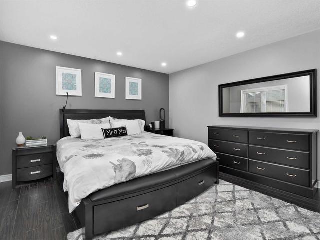 6 Argelia Cres, House detached with 4 bedrooms, 3 bathrooms and 4 parking in Brampton ON | Image 11