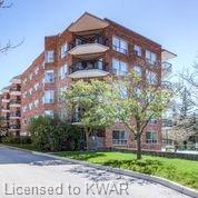 207 - 300 Keats Way, House attached with 2 bedrooms, 2 bathrooms and 1 parking in Waterloo ON | Image 2