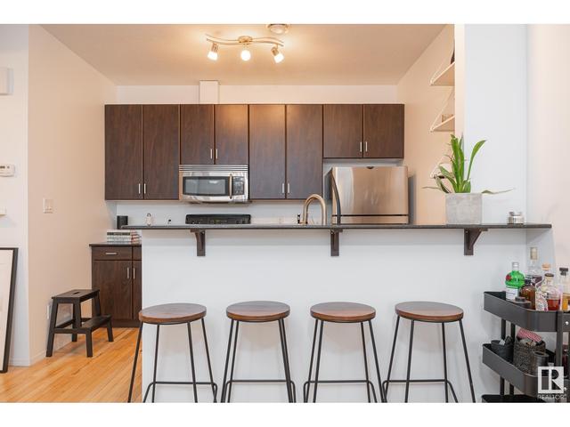 3 - 9856 83 Av Nw, House attached with 1 bedrooms, 2 bathrooms and null parking in Edmonton AB | Card Image