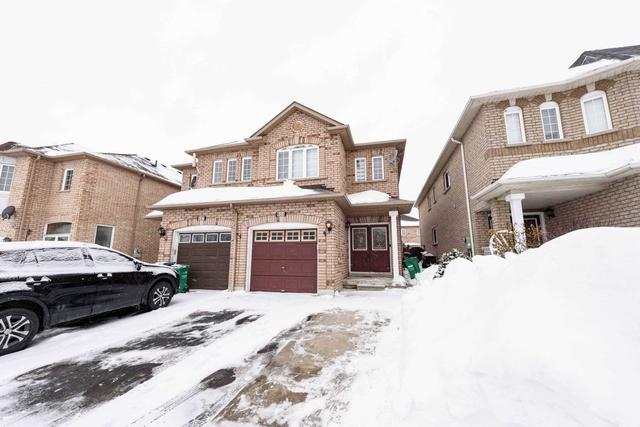 855 Rogerson Rd, House semidetached with 3 bedrooms, 4 bathrooms and 3 parking in Mississauga ON | Image 23