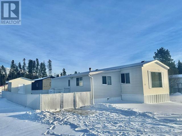 7 - 955 13th Avenue, House other with 3 bedrooms, 1 bathrooms and null parking in Valemount BC | Image 2