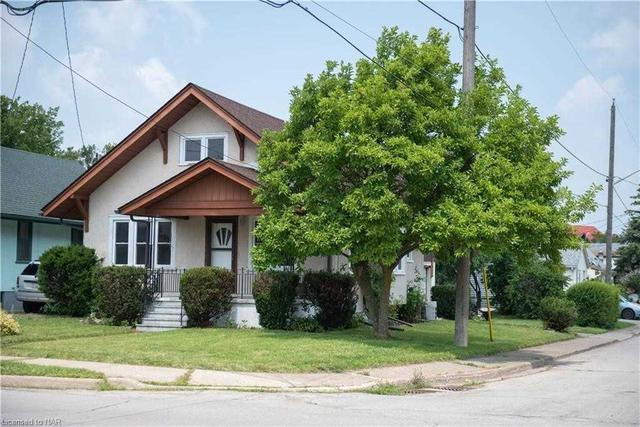 4585 Ferguson St, House detached with 3 bedrooms, 1 bathrooms and 3 parking in Niagara Falls ON | Image 22