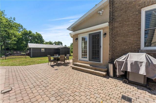 1059 Colborne Street E, House detached with 3 bedrooms, 2 bathrooms and 16 parking in Brant ON | Image 40