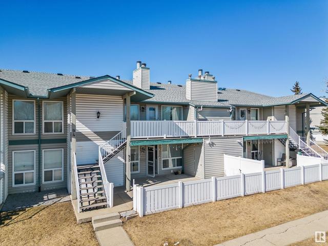 93 - 2703 79 St Nw, House attached with 2 bedrooms, 1 bathrooms and null parking in Edmonton AB | Image 2