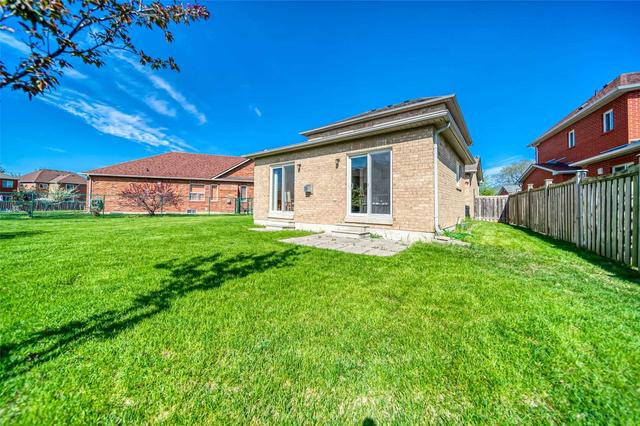 22 Ramsgate Crt, House detached with 3 bedrooms, 3 bathrooms and 7 parking in Markham ON | Image 27