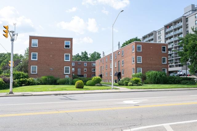 25 - 1347 Lakeshore Rd, Condo with 2 bedrooms, 1 bathrooms and 1 parking in Burlington ON | Image 17