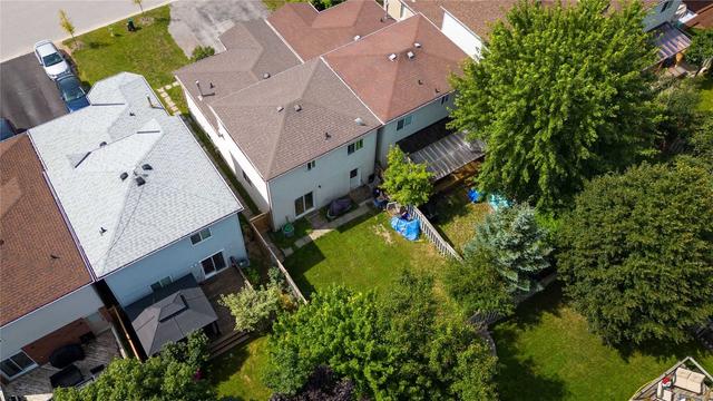 34 Willow Dr, House detached with 3 bedrooms, 2 bathrooms and 3 parking in Barrie ON | Image 32