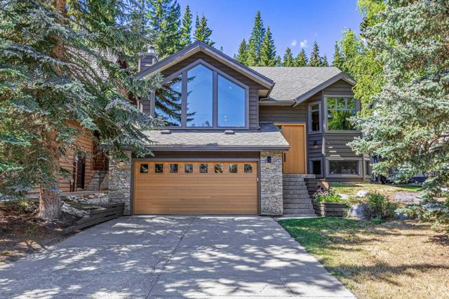 211 Spring Crescent, House detached with 3 bedrooms, 2 bathrooms and 4 parking in Banff AB | Image 44