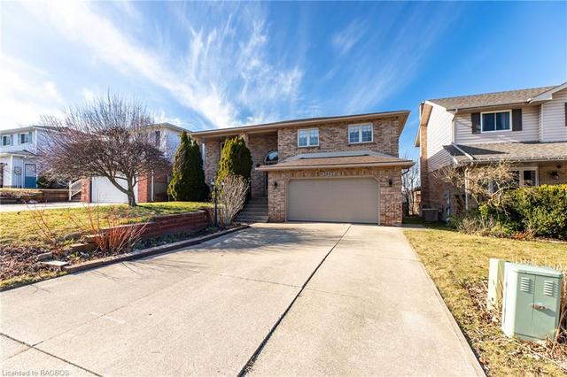 2662 7th Avenue E, House detached with 4 bedrooms, 1 bathrooms and 5 parking in Owen Sound ON | Image 1