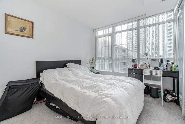 925 - 10 Capreol Crt, Condo with 1 bedrooms, 1 bathrooms and 0 parking in Toronto ON | Image 3