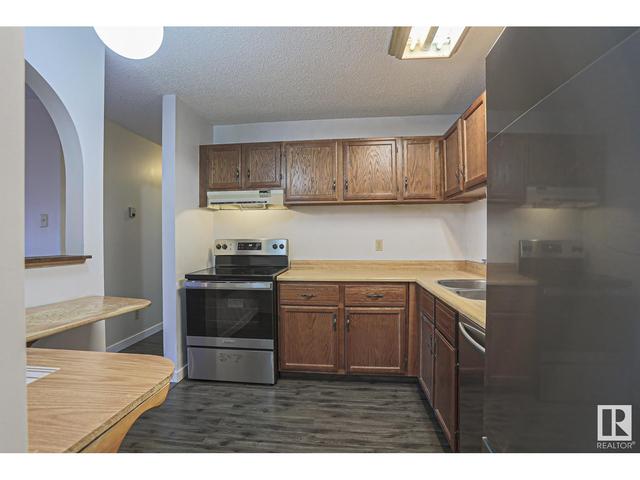 305 - 2904 139 Av Nw, Condo with 2 bedrooms, 1 bathrooms and null parking in Edmonton AB | Image 5