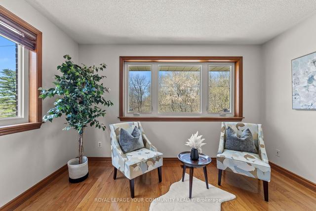 63 Riverside Dr, House detached with 5 bedrooms, 3 bathrooms and 6 parking in Toronto ON | Image 2