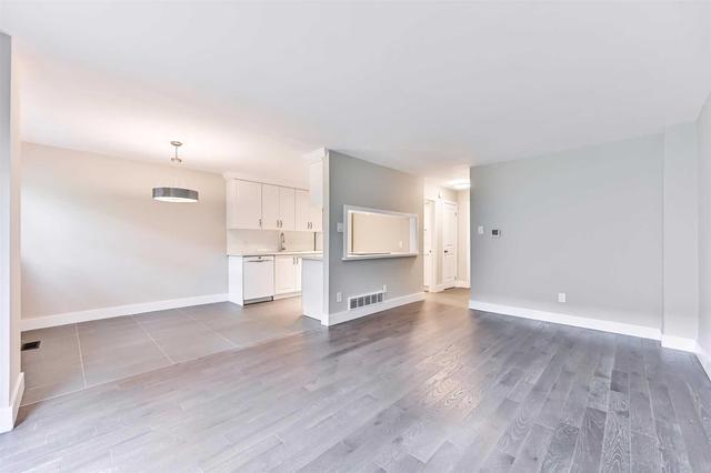 Th5 - 191 Rexleigh Dr, House attached with 2 bedrooms, 2 bathrooms and 1 parking in Toronto ON | Image 4