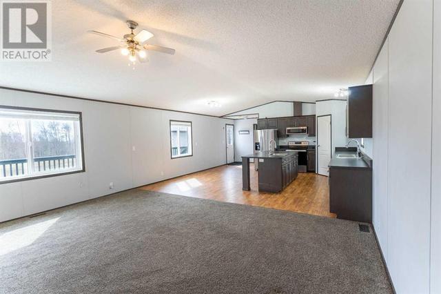 743046 Range Road 41, House other with 3 bedrooms, 2 bathrooms and null parking in Grande Prairie County No. 1 AB | Image 4
