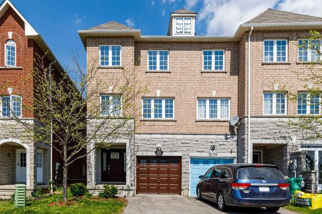 781 Candlestick Circ, House attached with 3 bedrooms, 4 bathrooms and 2 parking in Mississauga ON | Image 1