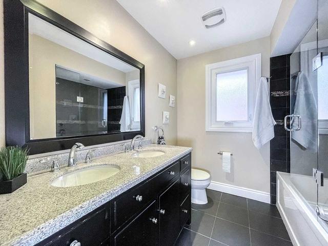 20 Canterbury Crt, House detached with 4 bedrooms, 4 bathrooms and 6 parking in Richmond Hill ON | Image 26