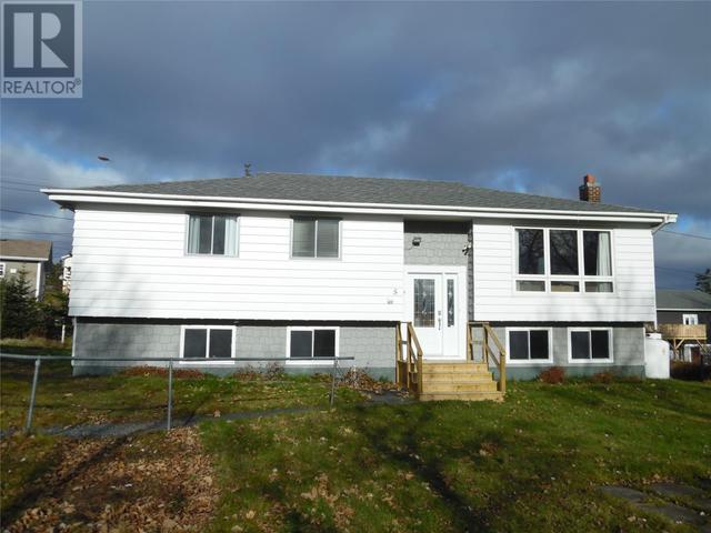5 Joy Place, House detached with 4 bedrooms, 1 bathrooms and null parking in Trinity Bay North NL | Image 1