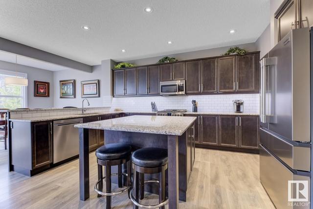 22721 94a Av Nw, House detached with 4 bedrooms, 3 bathrooms and null parking in Edmonton AB | Image 17