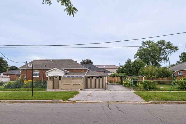 Bsmnt - 45 Edge Park Ave, House detached with 1 bedrooms, 1 bathrooms and 1 parking in Toronto ON | Image 9