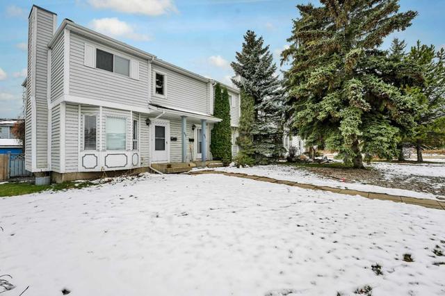 257 Glendale Boulevard, Home with 3 bedrooms, 1 bathrooms and 2 parking in Red Deer AB | Image 2