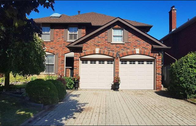 1103 Petunia Pl, House detached with 4 bedrooms, 3 bathrooms and 4 parking in Pickering ON | Image 1