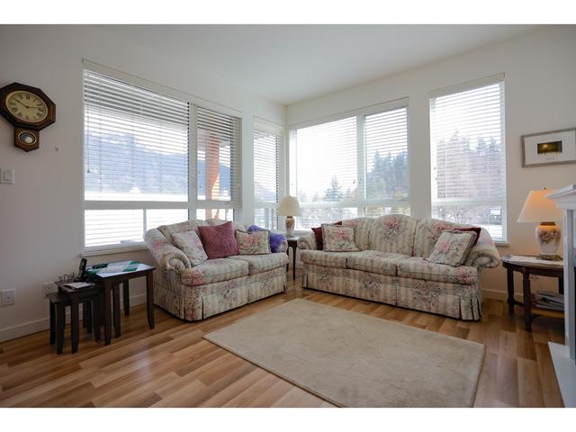 305 - 710 Vernon Street, Condo with 2 bedrooms, 2 bathrooms and 1 parking in Nelson BC | Image 4