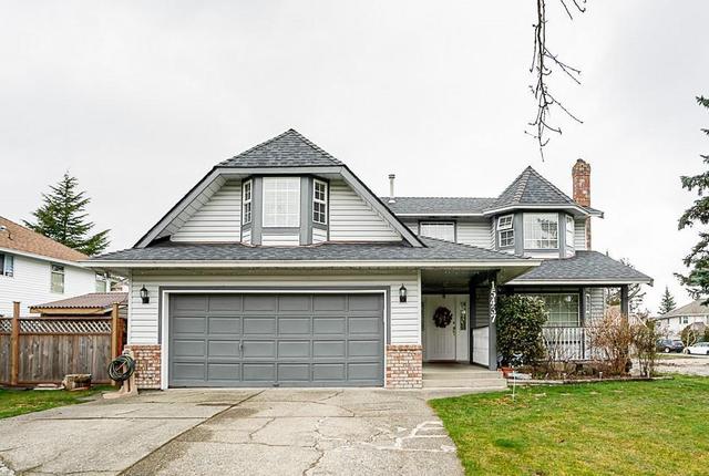 15437 94 Avenue, House detached with 4 bedrooms, 3 bathrooms and 6 parking in Surrey BC | Card Image