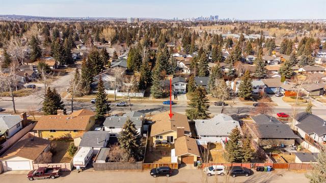 11240 Braeside Drive Sw, House detached with 3 bedrooms, 2 bathrooms and 3 parking in Calgary AB | Image 33
