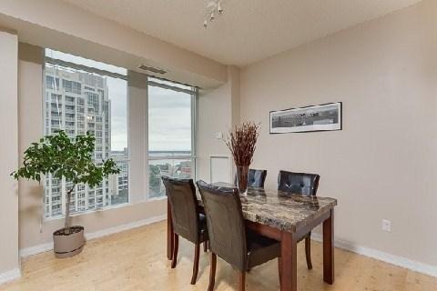 2002 - 628 Fleet St, Condo with 2 bedrooms, 2 bathrooms and 1 parking in Toronto ON | Image 3