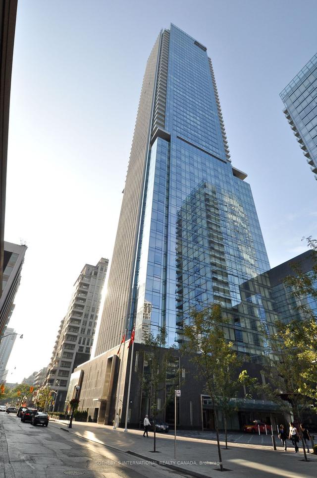 4303 - 50 Yorkville Ave, Condo with 2 bedrooms, 4 bathrooms and 2 parking in Toronto ON | Image 12